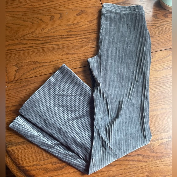 aerie Pants - NWT aerie groove on velour hi-rise flare pant ribbed gray womens L regular